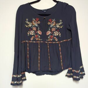 American Eagle Charcoal Floral Long Sleeve Blouse